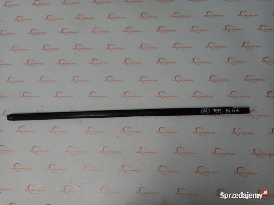 MITSUBISHI L200 07r Listwa zgarniająca prawy osobowe Kielce
