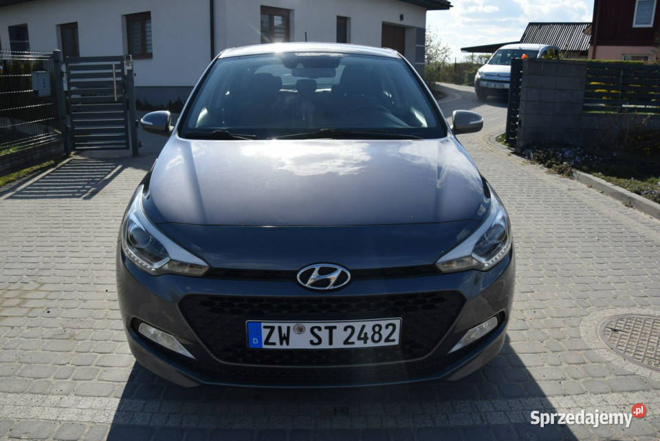 Hyundai i20 12B 2015 Led Klimatronik PDC Majdan Sieniawski sprzedam