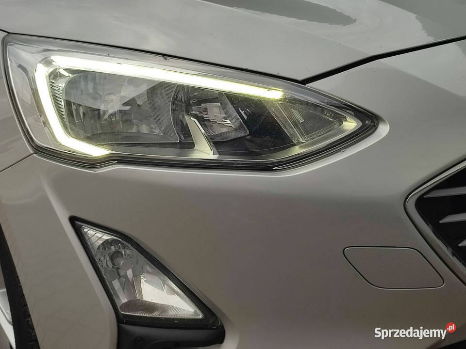 Ford Focus Salon RP serwis ASO bezwypadkowy asystent pasa ruchu sprzedam
