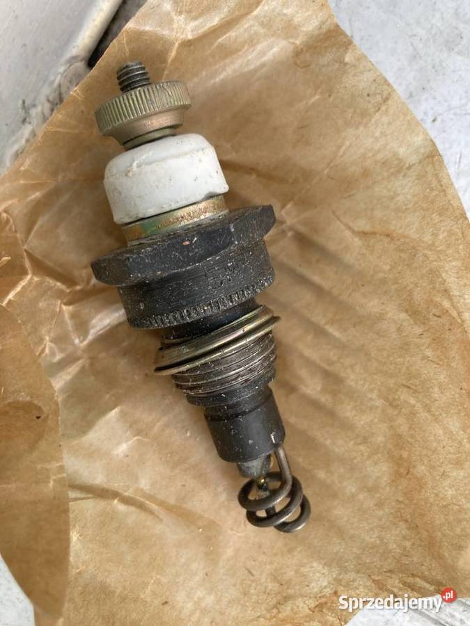 Świece Żarowe Iskra SM1C Nowe Ze Starych Zapasów Końcówki wtryskiwaczy Chorzów