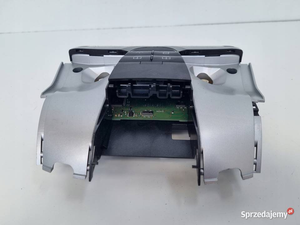 Mercedes SLK R171 LAMPKA OŚWIETLENIA KABINY Rudka