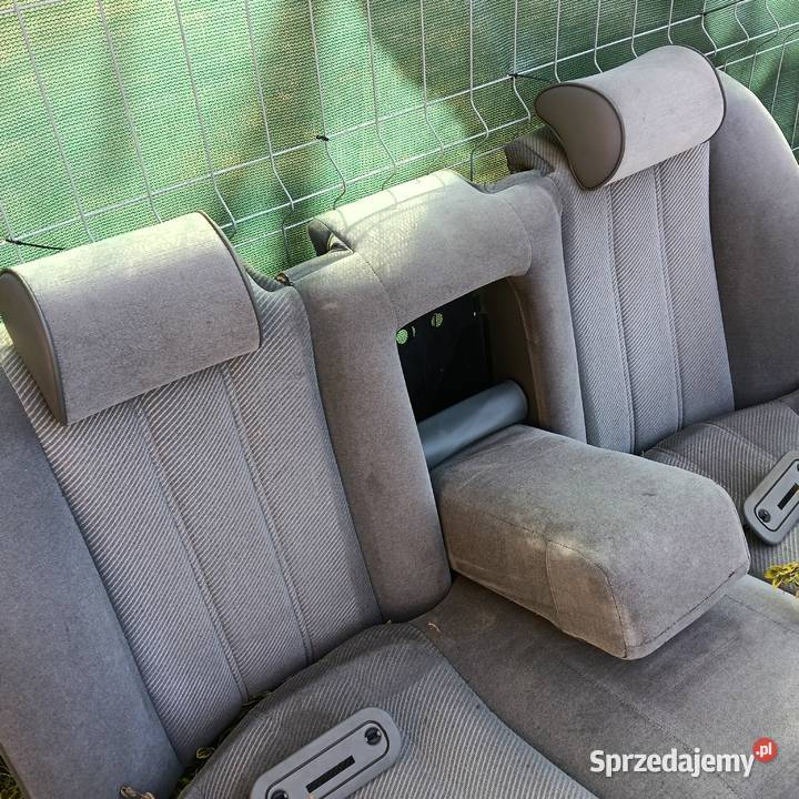 BMW e34TYLNA KANAPA Jasno szara Jastrzębia Góra