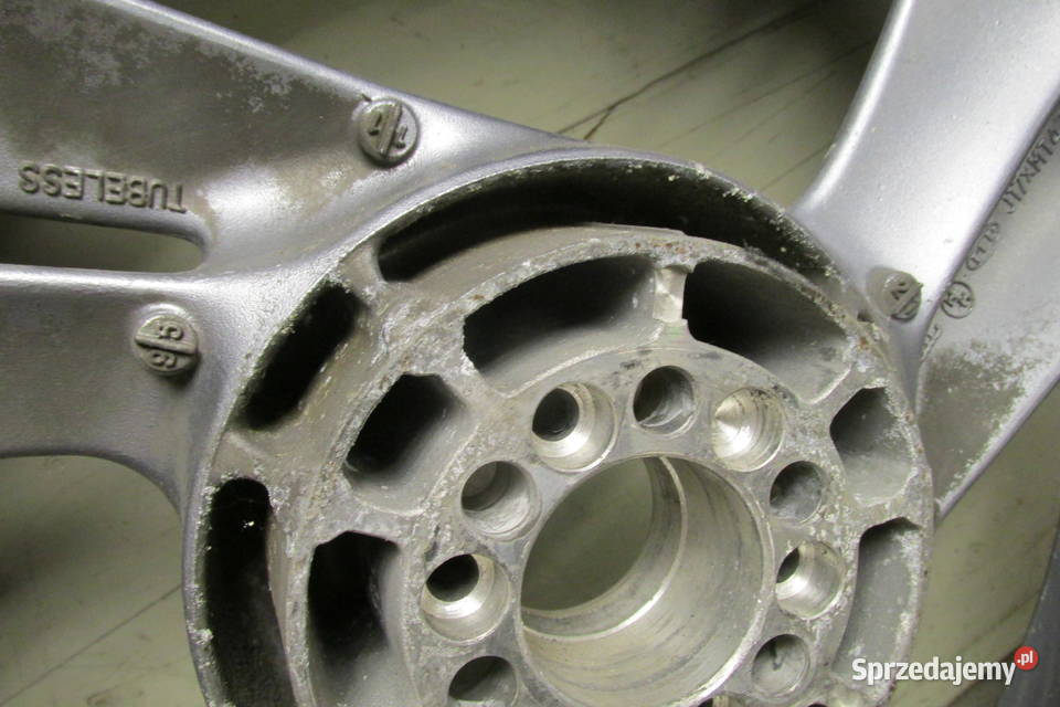 Tylne koło felgę Honda NTV 650 Revere Sandomierz