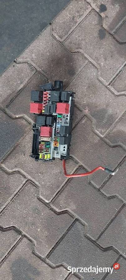 Skrzynka bezpieczników Opel Corsa D 13 cdti 2010 sprzedam