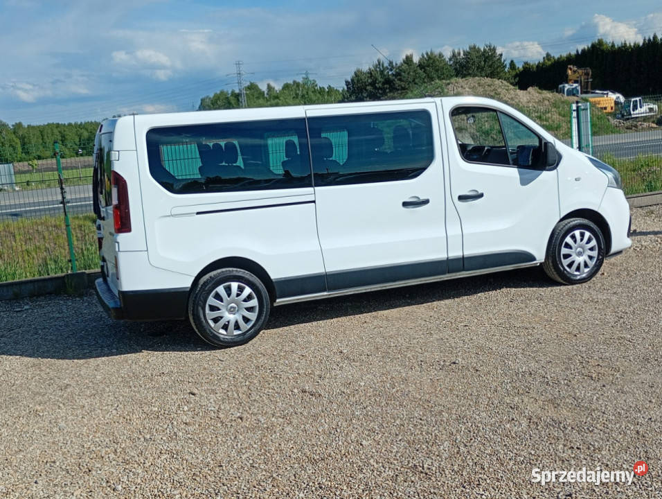 Renault Trafic krajowy longfv vat 23 III 2014 Zarejestrowany w Polsce Chełm Śląski