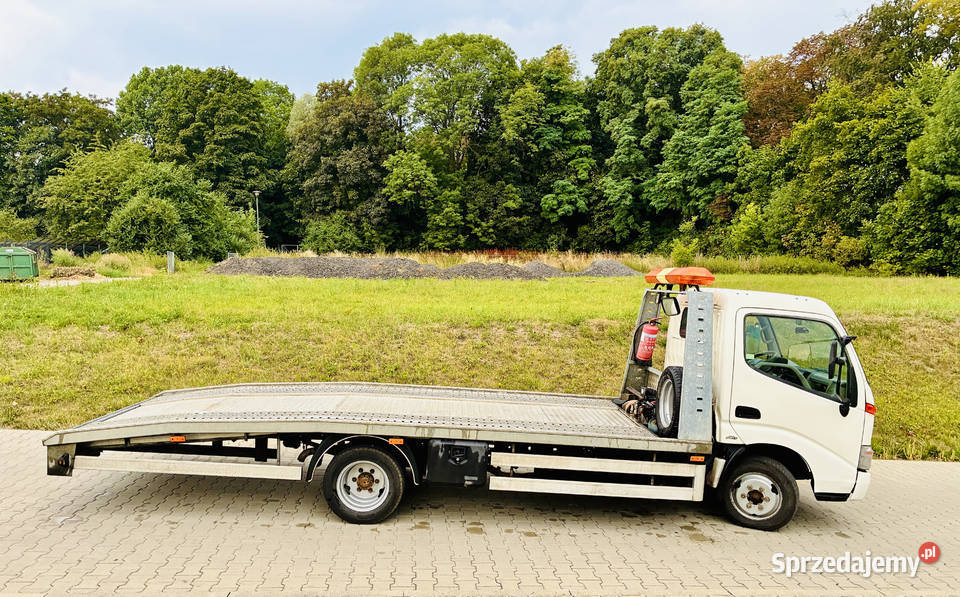 Autolaweta duża aluminiowa zabudowa zadbany nieuszkodzony