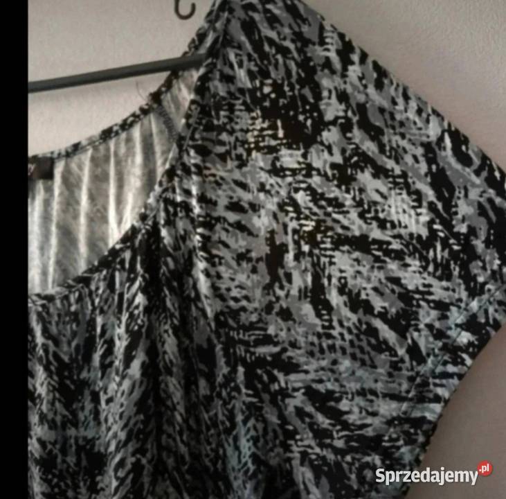 Bluzka wzór jodełkowy krótki rękaw klasyczna Krosno sprzedam