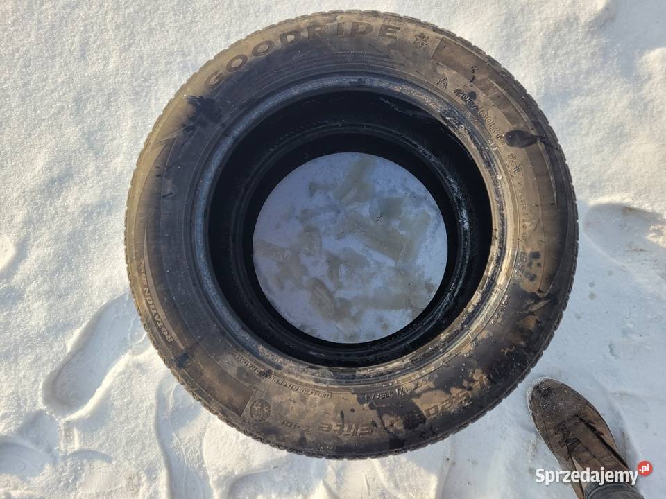 Opony 205 60 16 lato zima 2 całoroczne Samochodowe Przywitowo sprzedam