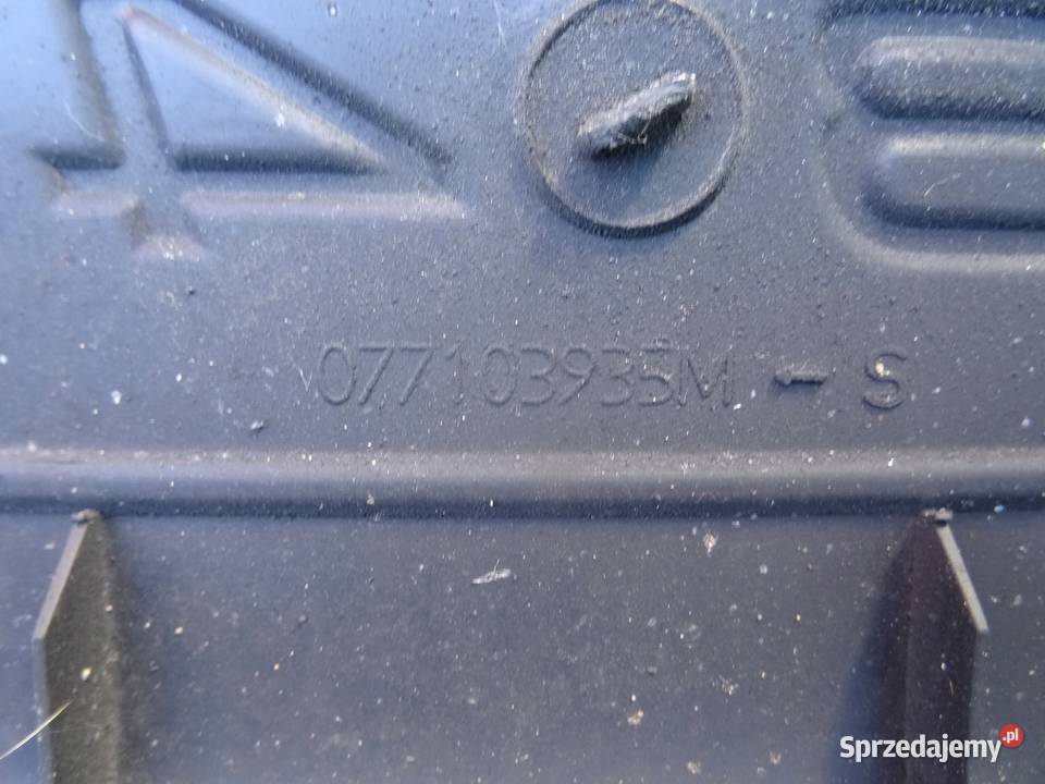 077103935M OSLONA POKRYWA SILNIKA AUDI A8 D2 42 osobowe Przemęt sprzedam
