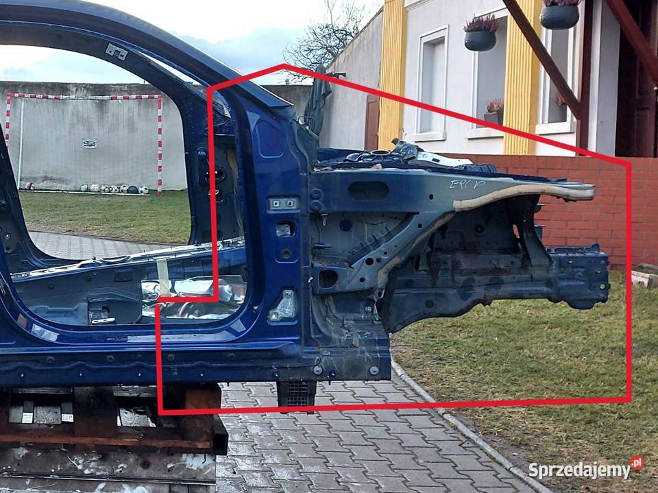 Mercedes EQC 400 W293 ĆWIARTKA PODŁUŹNICA PRAWY osobowe sprzedam