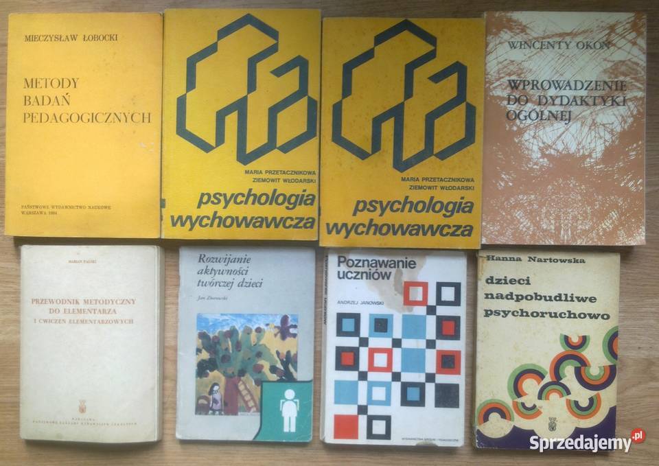 Książki 8 sztuk różne Książki i Podręczniki Olesno