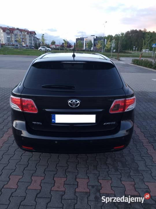Toyota Avensis Toyota Avensis T27 2011 Wagon nieuszkodzony Avensis Olsztyn