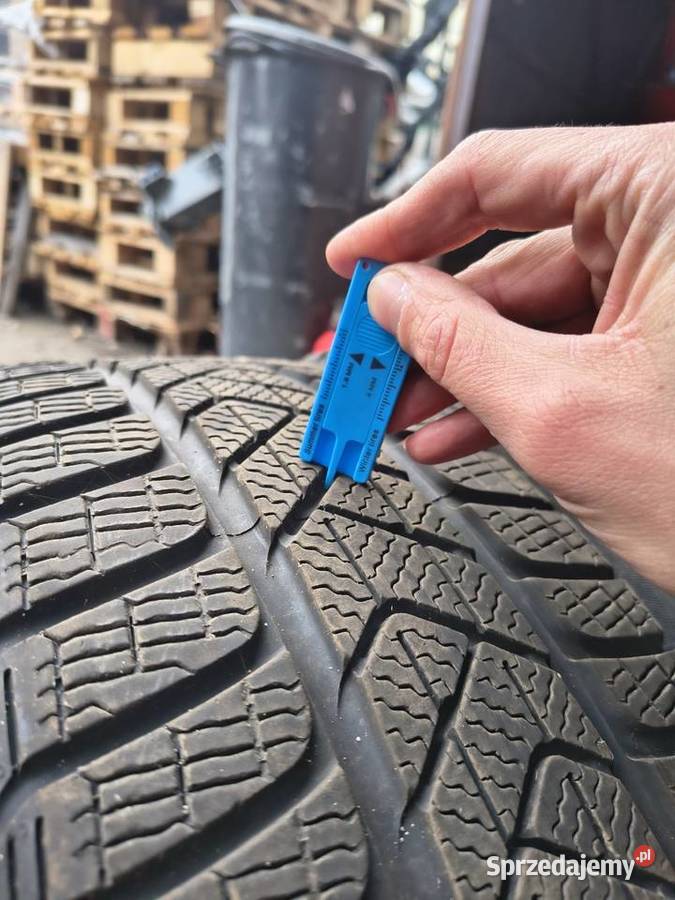 4x Pirelli SOTTOZERO 3 zima MS 205 40 R18 84H Bolęcin