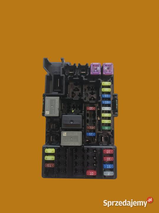 SKRZYNKA BEZPIECZNIKÓW 2B0Z4010F 12 B Opel Corsa osobowe