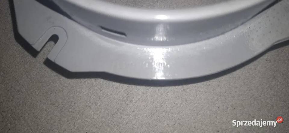 Obudowa kołnierz reflektora Volvo 142 144 145 osobowe Części montażowe Częstochowa