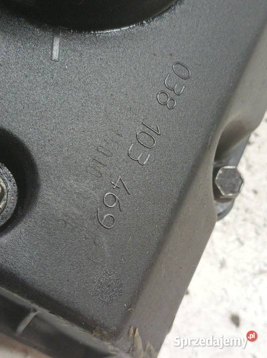 POKRYWA ZAWORÓW 038103469R VW Volkswagen Passat sprzedam