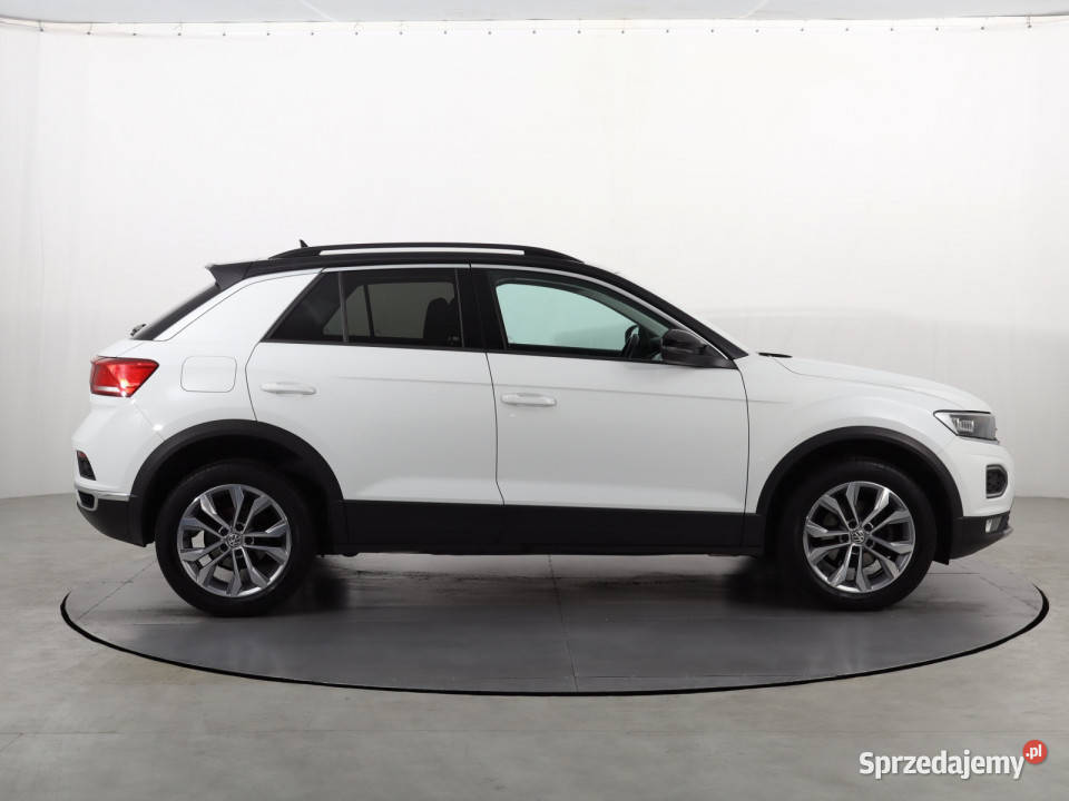 VW TRoc 15 TSI nieuszkodzony