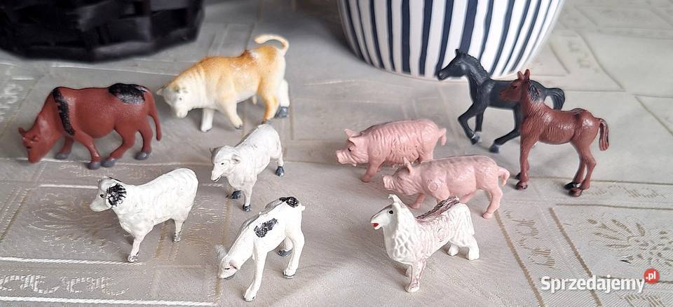 Zestaw figurek zwierząt gospodarskich 11 sztuk Kraków