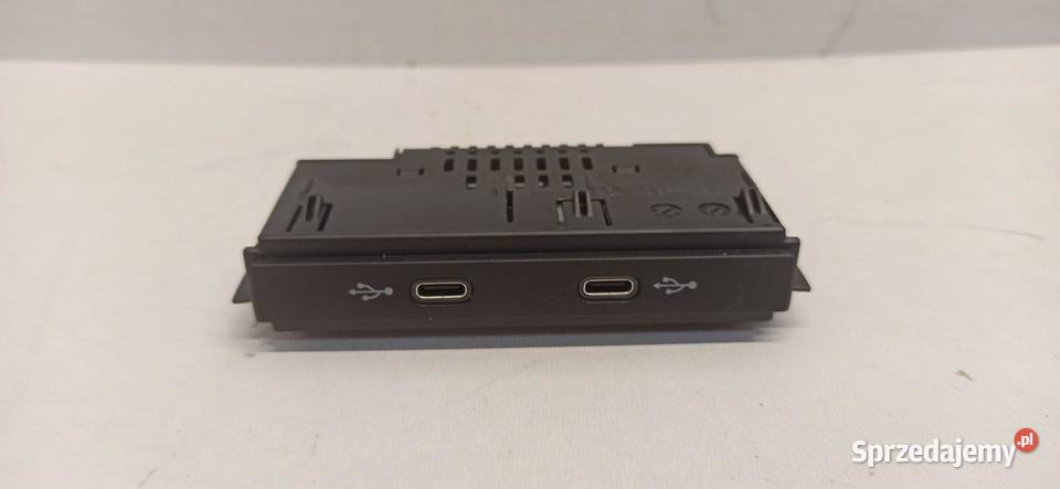 CUPRA FORMENTOR PORT GNIAZDO USB 5NA035736 sprzedam