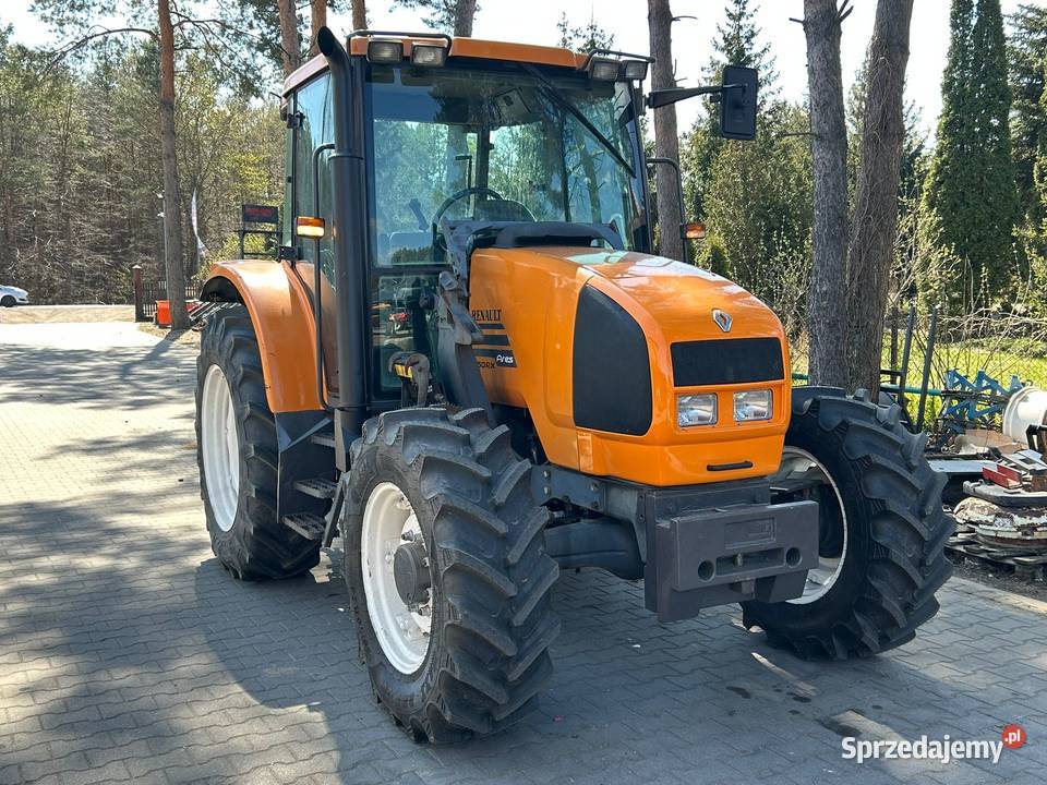 Renault Ares 550RX Laskowiec