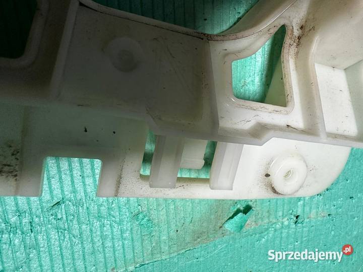 Mocowanie przedniego zderzaka do Lexusa NX osobowe Karoseria
