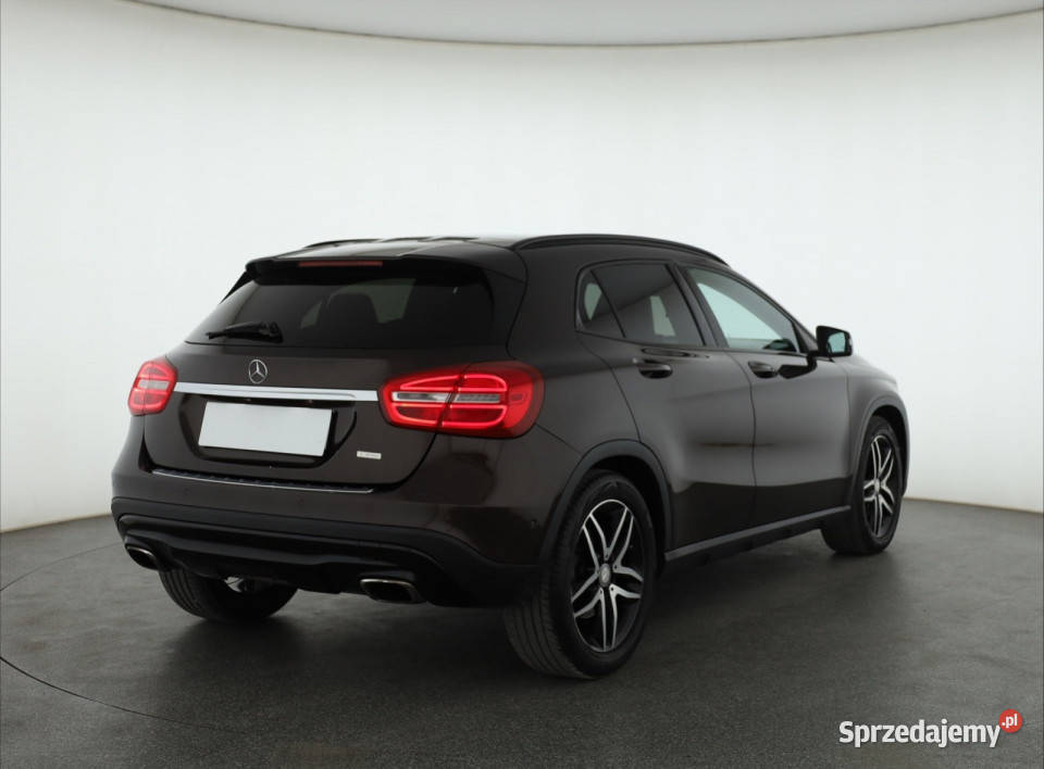 Mercedes GLA GLA 250 4MATIC światła przeciwmgielne GLA Piaseczno