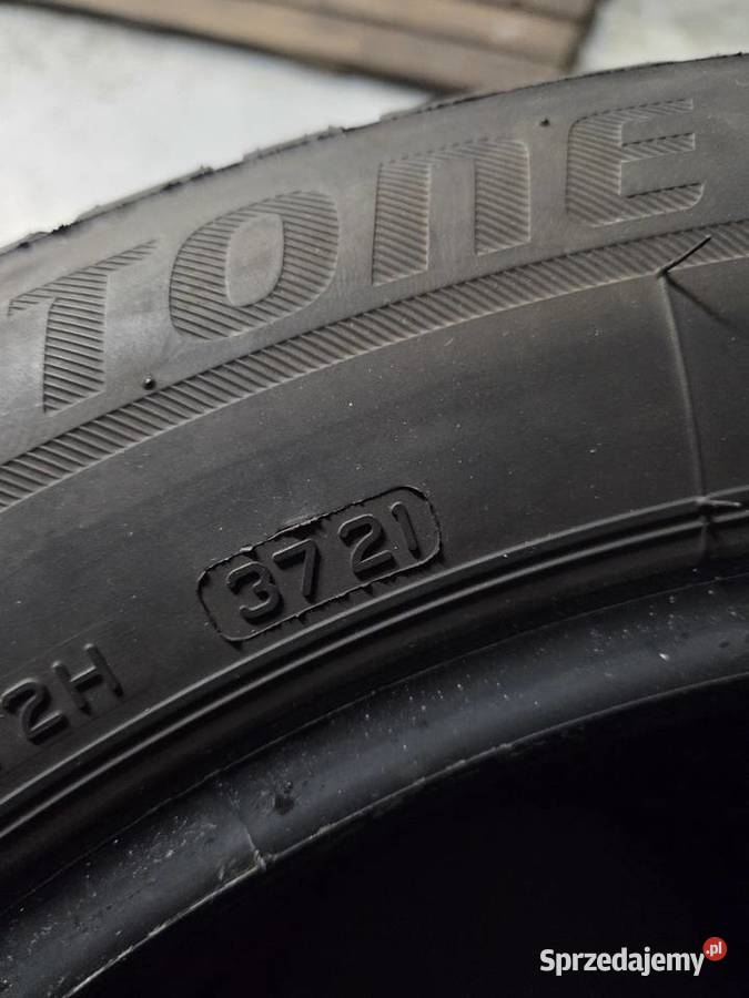 Opony zimowe Bridgestone 205 60 R17