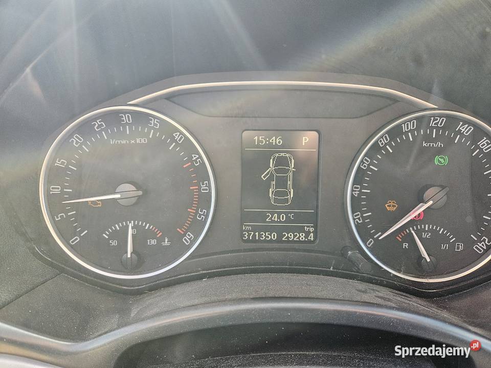 Skoda Octavia 16 TDI DSG niebieski Nałęczów