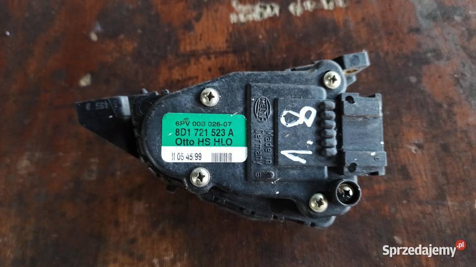 Potencjometr gazu Audi A4 Passat B5 18 20V osobowe Potencjometry Dębica