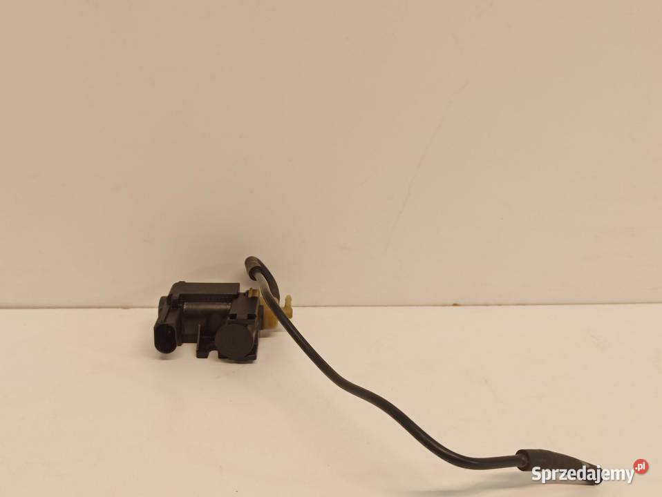 AUDI A4 B8 ZAWOREK PODCIŚNIENIA 8K0906627