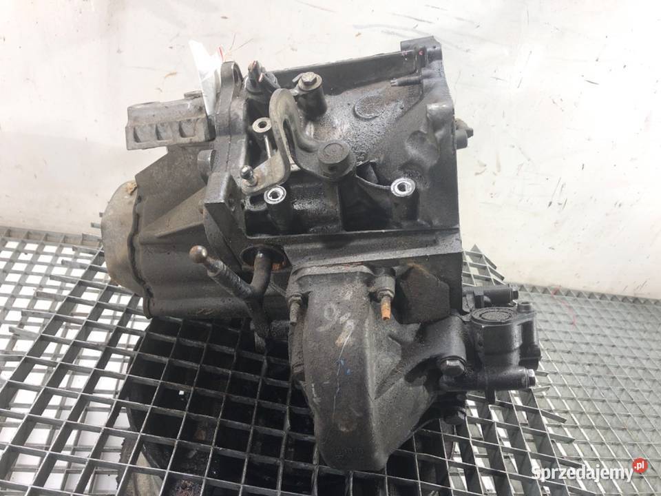 SKRZYNIA BIEGÓW PEUGEOT 207 20DP66 16 90 0615 osobowe Skrzyni biegów podkarpackie