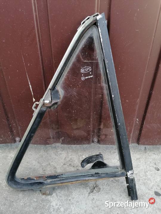 Szyba trójkątna lewa fletnerka Fiat 126p osobowe Boczne (drzwi) Uników
