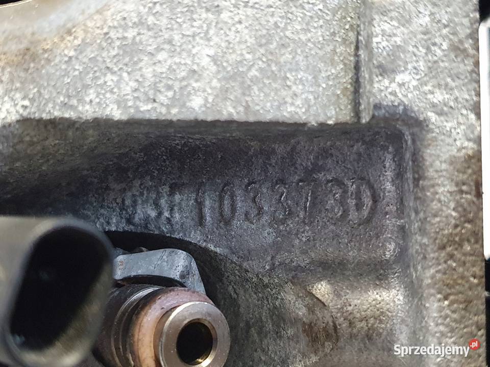 GŁOWICA CYLINDRÓW wałek VW Polo V 12 TSI osobowe