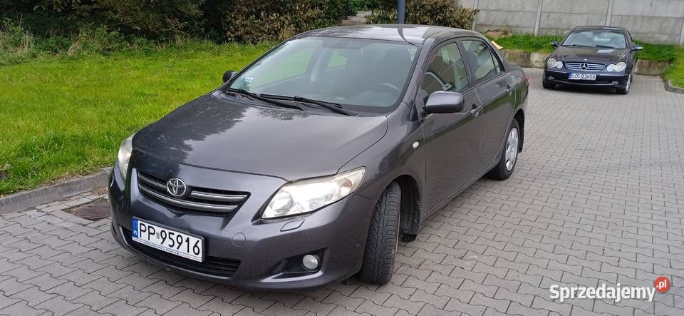 Toyota Corolla 16 VVTi Premium MM Bogata wersja automatyczna Łódź