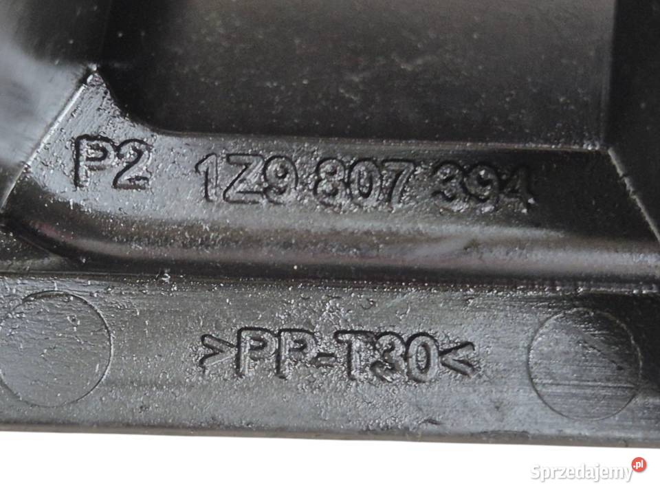 ŚLIZG ZDERZAKA TYŁ PRAWY LEWY SKODA OCTAVIA II osobowe świętokrzyskie Działoszyce