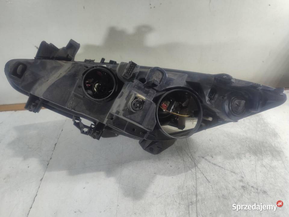 LAMPA PRAWA PRZEDNIA PRZÓD PEUGEOT 307 LIFT