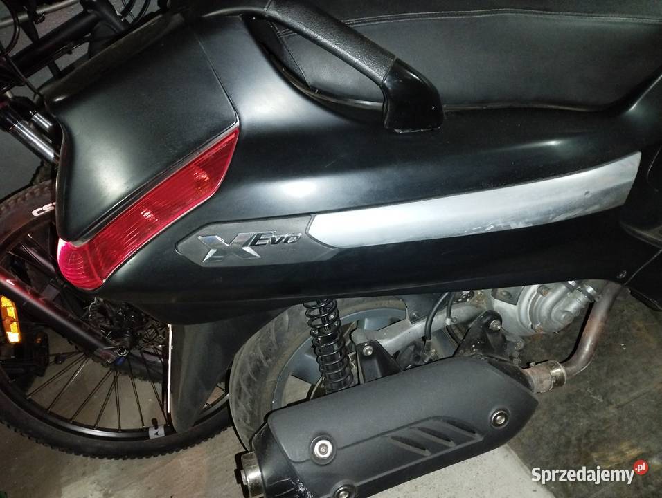 piaggio xevo 125 2011 zamienie na wieksza skuter Sosnowiec