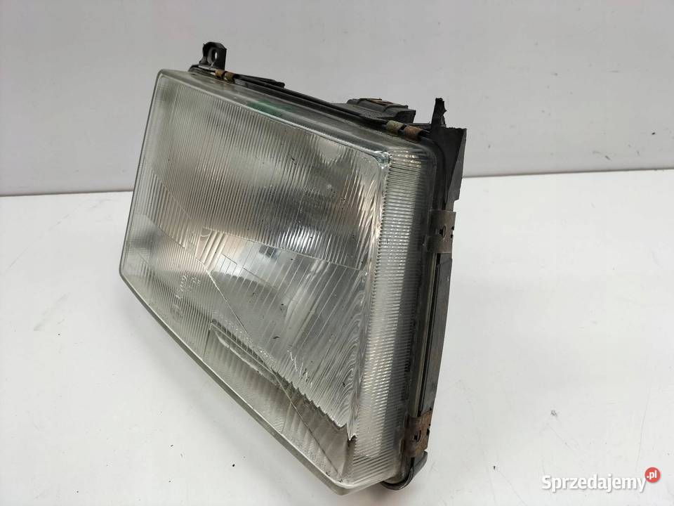 LAMPA PRZÓD PRAWA MercedesBenz MB 100 I 19811995
