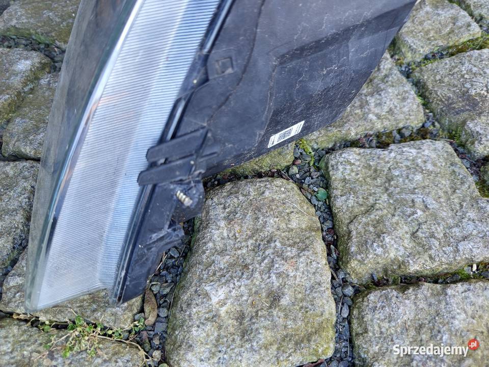 Reflektor prawy Leon 3 orginalny valeo osobowe Lampy przednie Rzeszów