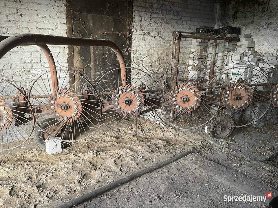 Zgrabiarka 7 gwiazdowa nieuszkodzony Zgrabiarki i przetrząsacze podlaskie Długołęka