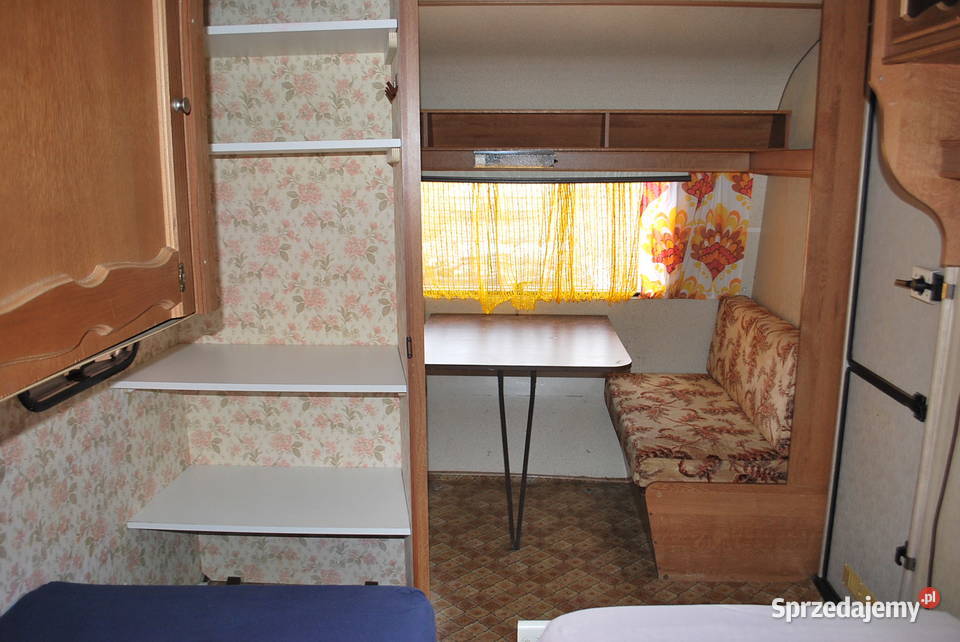 PRZYCZEPA LMC 1984 R Z PRZEDSIONKIEM DUŻO MIEJSC Grzebowilk