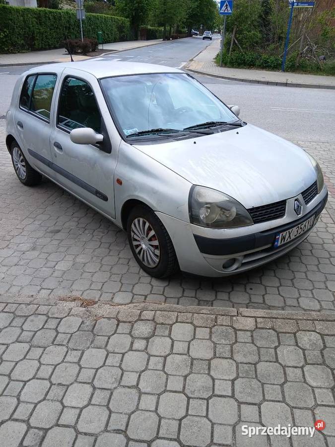 Renault Clio 15dci Nowy rozrzad akumulator OC na mazowieckie sprzedam