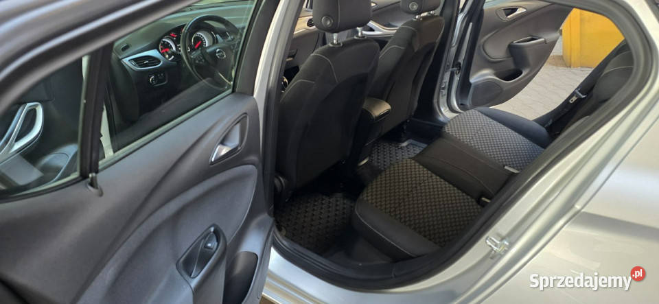 Opel Astra OPIS W podanej roczna gwarancja K 4/5 Mysłowice
