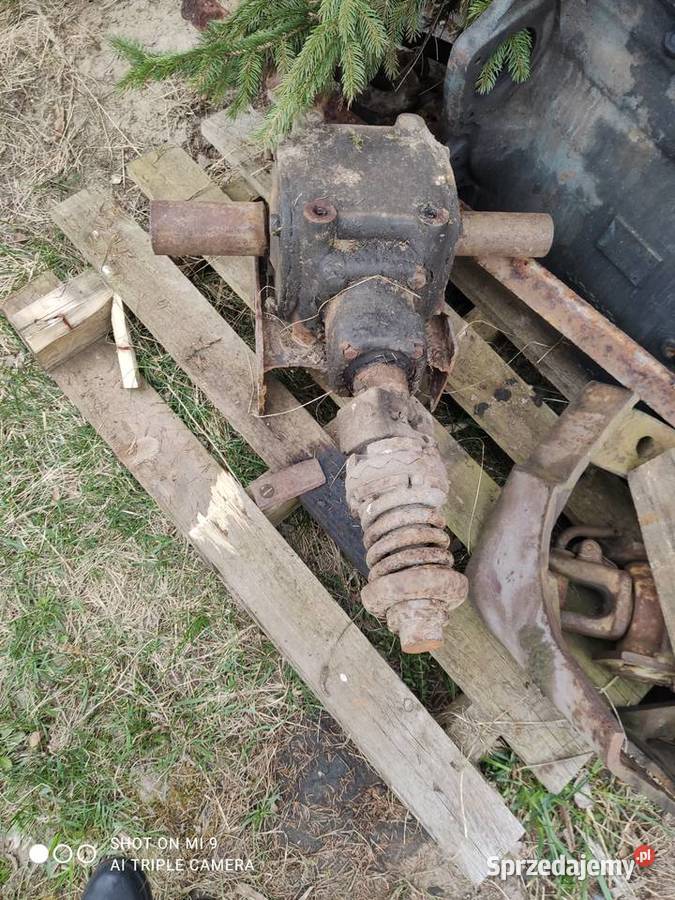 Przekładnia kątowa do rozrzutnika nieuszkodzony Łask