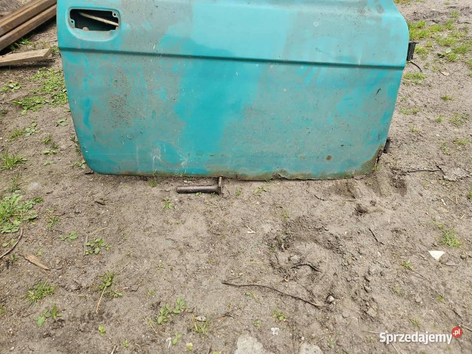 Drzwi do malucha fiat 126p praw lewe Ostrówek sprzedam