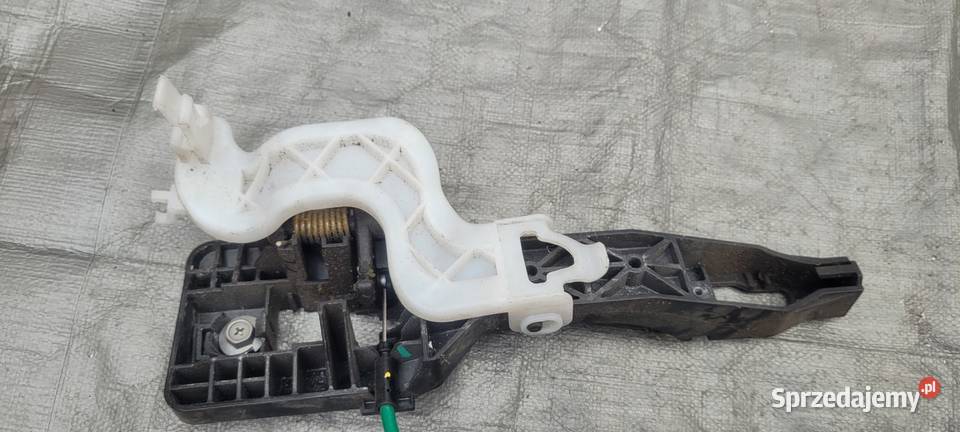 ZAMEK DRZWI PRAWY TYŁ HYUNDAI I30 II 81420A6000 Ruda Śląska sprzedam