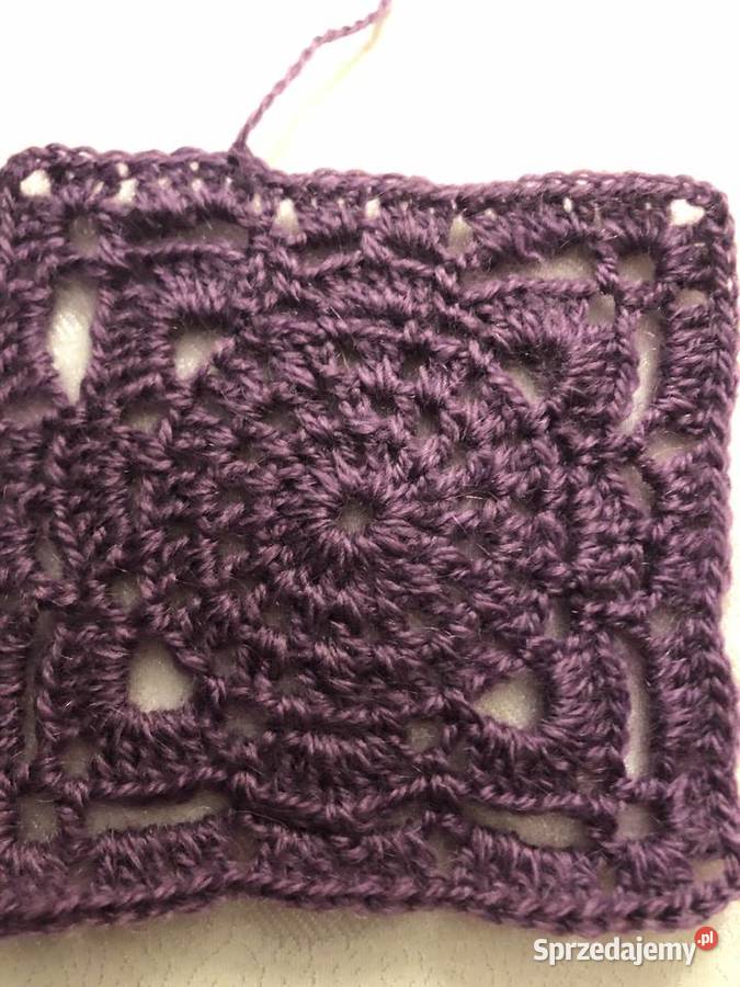 Kwadrat babuni na pledy poduszki narzuty mazowieckie Zegrze