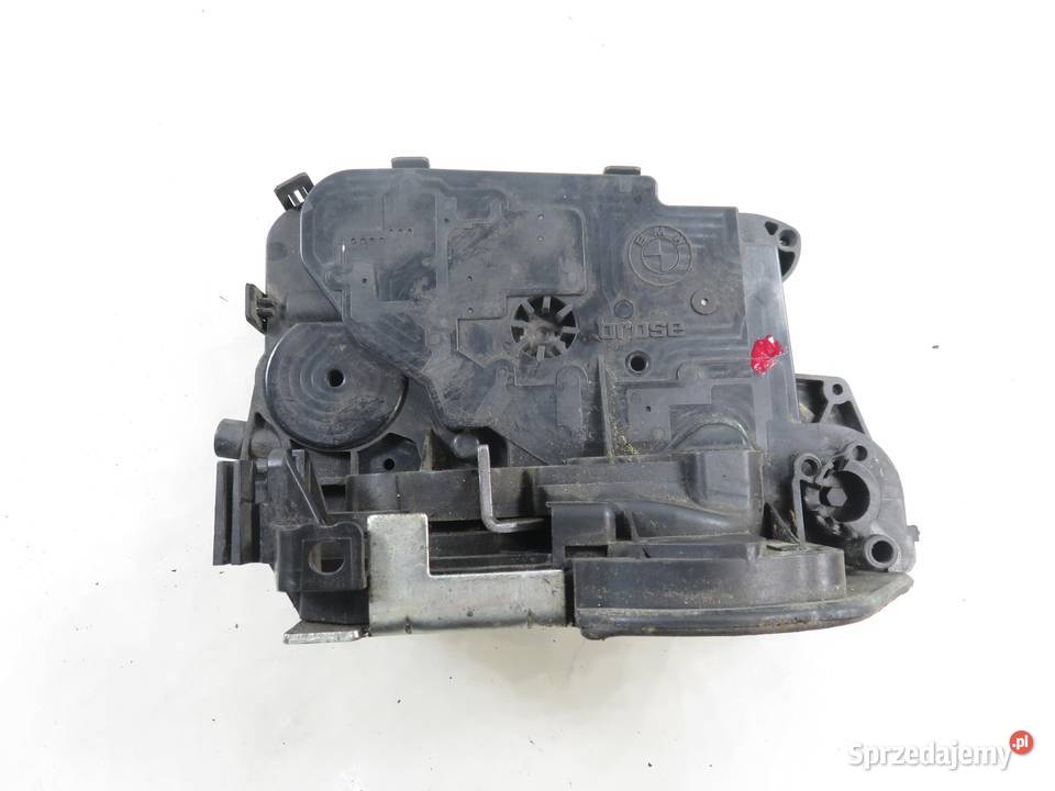 ZAMEK LEWY TYLNY BMW 3 E90 7060295