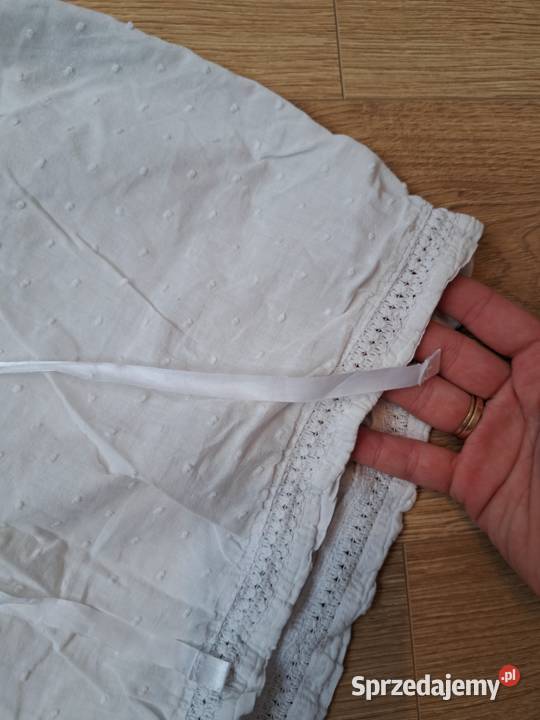 Białe szorty Esmara Lingerie rozmiar S Spodnie pomorskie Trąbki Wielkie