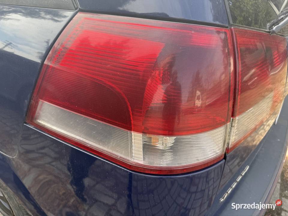 Lampa lewa tył Opel Vectra C kombi Ostrów Wielkopolski